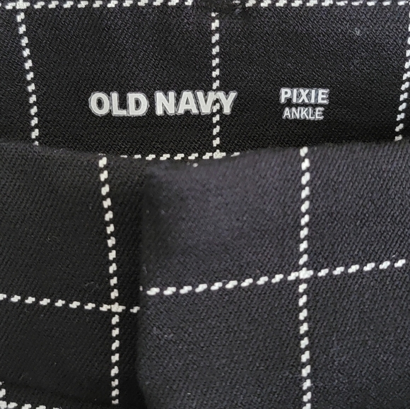 Old Navy | Black & White Grid Ankle Pixie Pants with White Side Stripe Size 4 - Picture 3 of 5